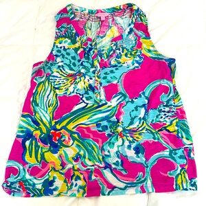 XL Sleeveless Lilly Pulitzer top with notch neck and buttons
